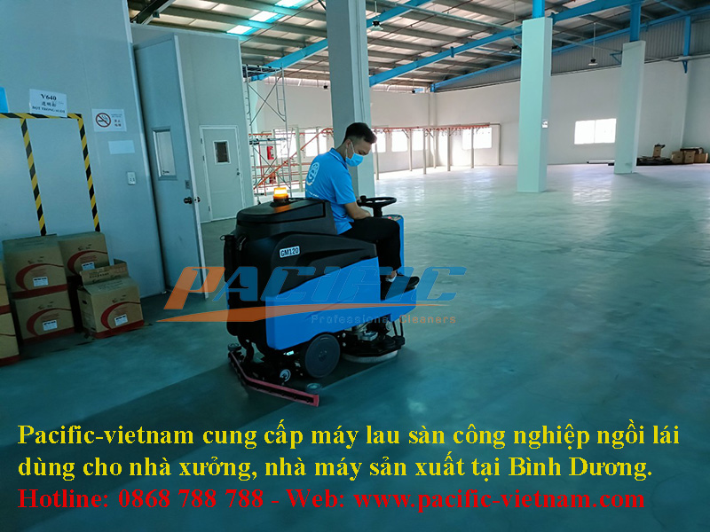 Máy lau sàn công nghiệp ngồi lái tại kcn Bàu Bàng