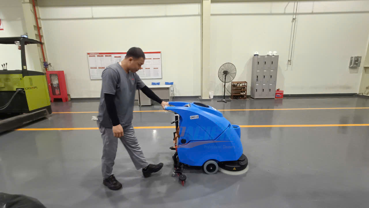 Máy lau sàn sơn phủ Epoxy